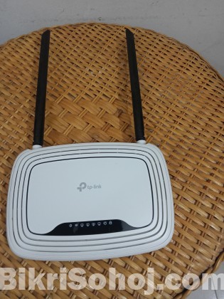 tp link router (300 mbps) model:TL-WR841N